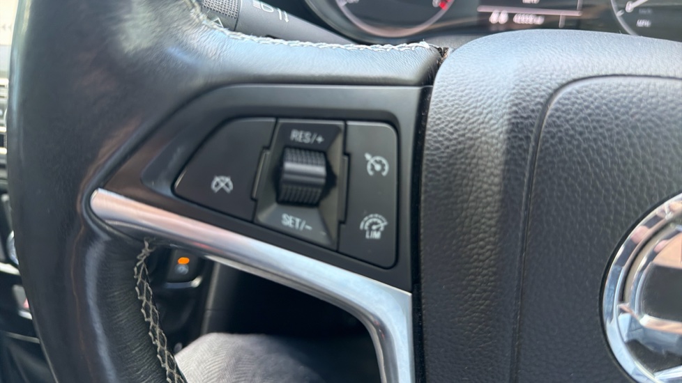 Vauxhall Mokka X 1.4T ecoTEC Elite Nav 5dr Petrol Hatchback - Image 24