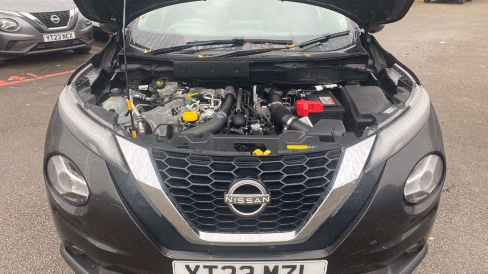 Nissan Juke 1.0 DiG-T 114 Acenta 5dr Petrol Hatchback - Image 8