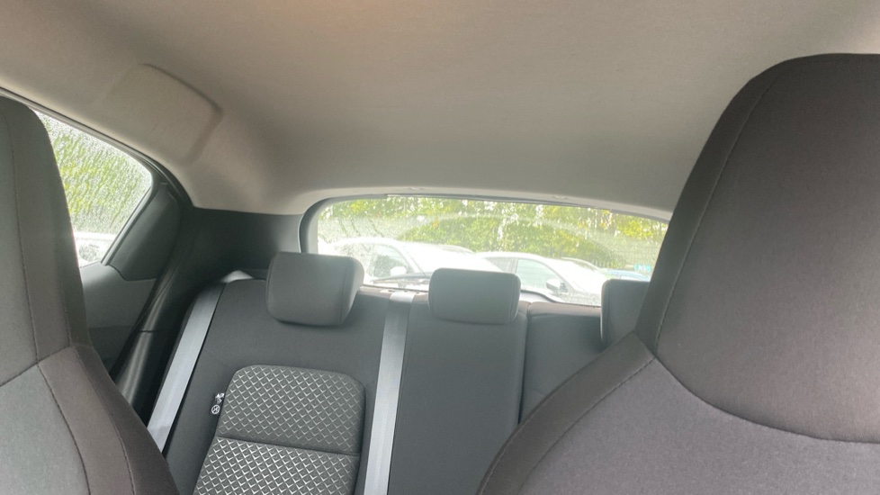 Nissan Juke 1.0 DiG-T 114 Acenta 5dr Petrol Hatchback - Image 15