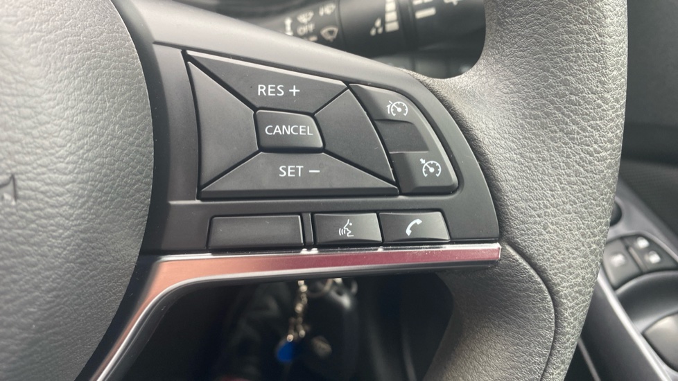 Nissan Juke 1.0 DiG-T 114 Acenta 5dr Petrol Hatchback - Image 25