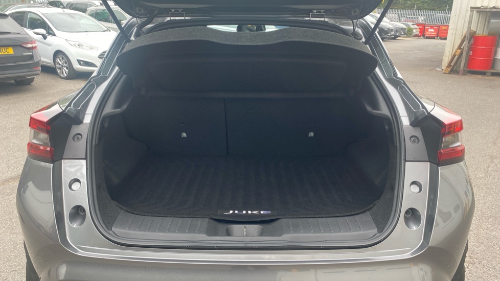 Nissan Juke 1.0 DiG-T 114 Tekna 5dr Petrol Hatchback - Image 4