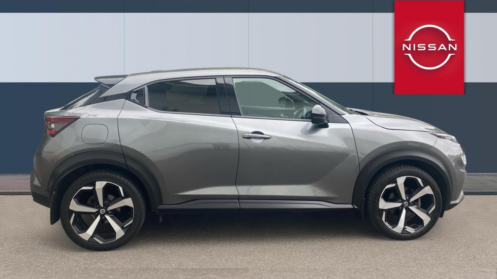 Nissan Juke 1.0 DiG-T 114 Tekna 5dr Petrol Hatchback - Image 5