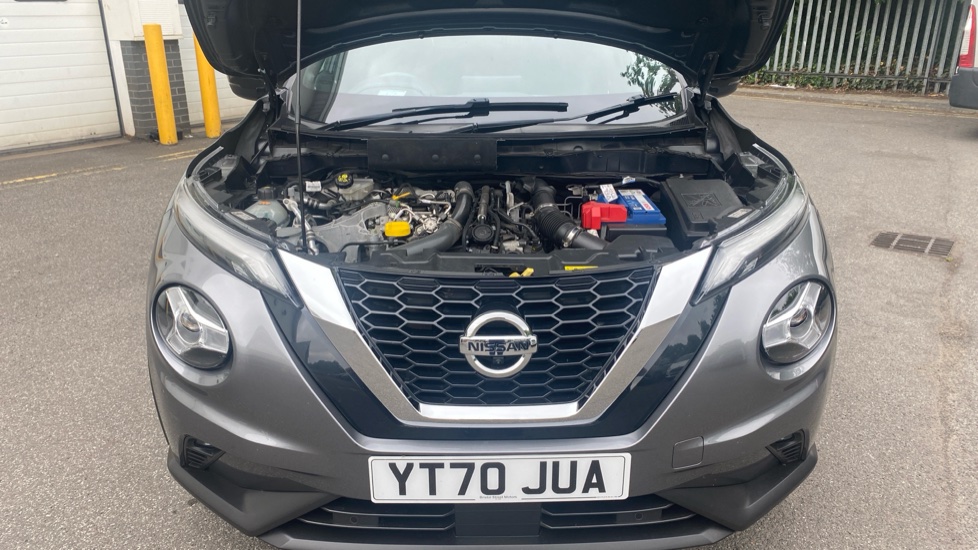 Nissan Juke 1.0 DiG-T 114 Tekna 5dr Petrol Hatchback - Image 8