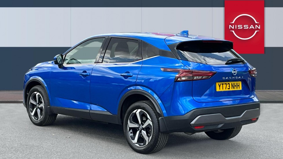 Nissan Qashqai 1.3 DiG-T MH 158 N-Connecta 5dr Petrol Hatchback - Image 2