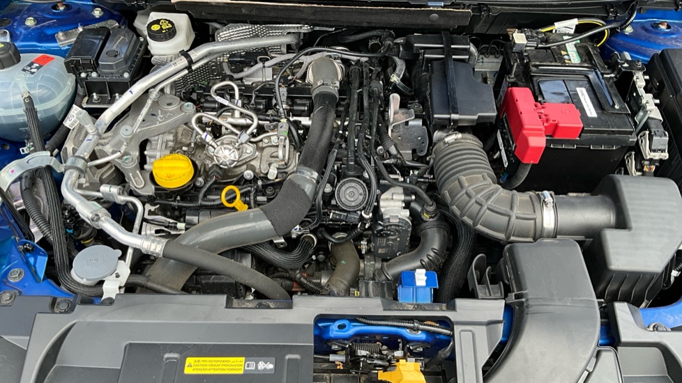 Nissan Qashqai 1.3 DiG-T MH 158 N-Connecta 5dr Petrol Hatchback - Image 41