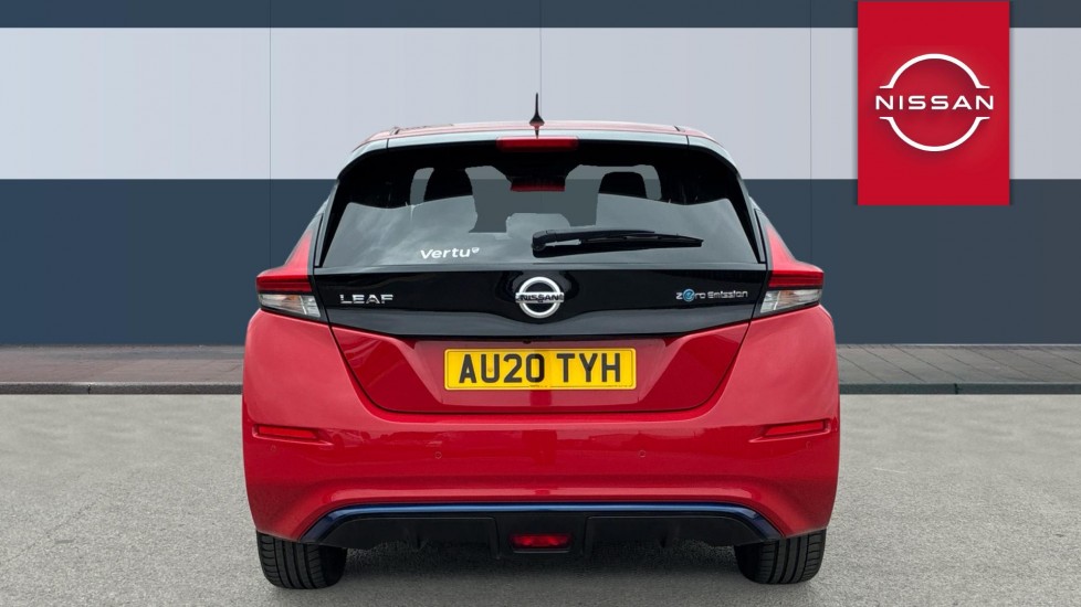 Nissan LEAF 110kW Tekna 40kWh 5dr Auto Electric Hatchback - Image 6