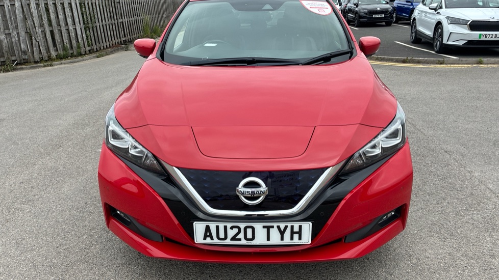 Nissan LEAF 110kW Tekna 40kWh 5dr Auto Electric Hatchback - Image 8