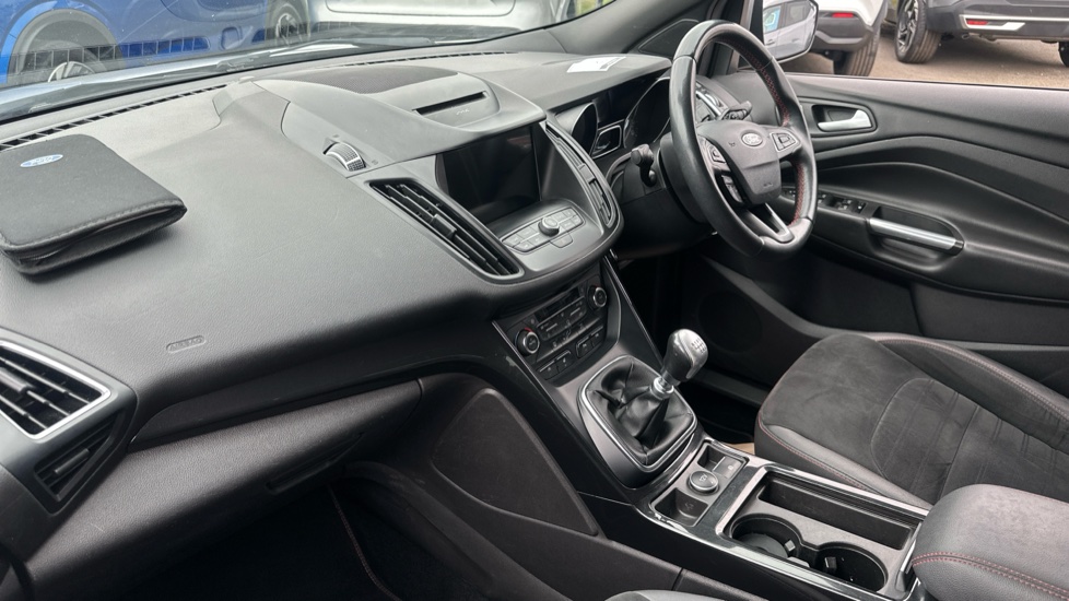 Ford Kuga 2.0 TDCi ST-Line 5dr 2WD Diesel Estate - Image 9