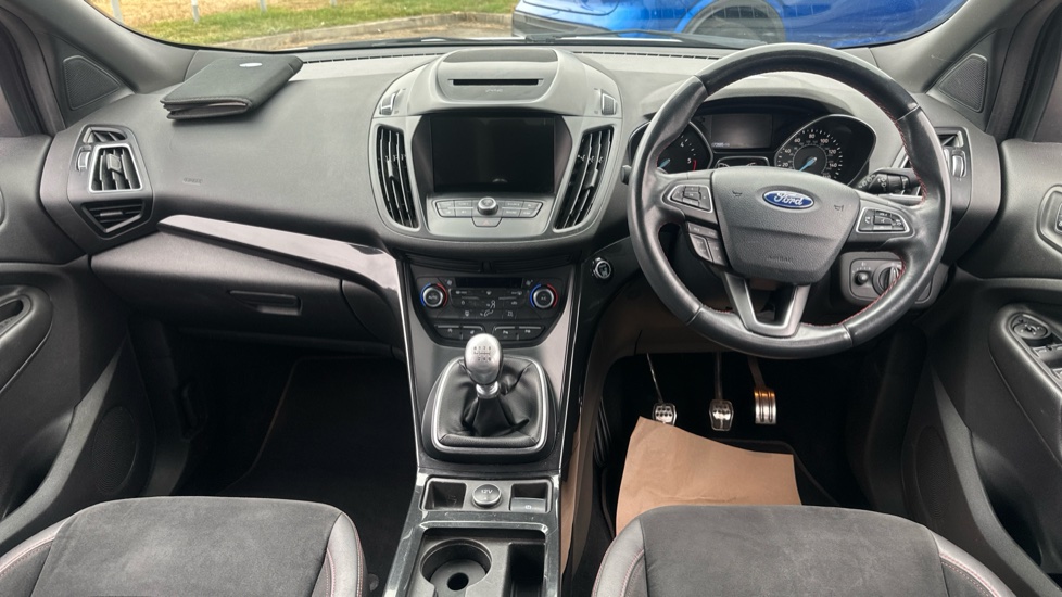 Ford Kuga 2.0 TDCi ST-Line 5dr 2WD Diesel Estate - Image 10