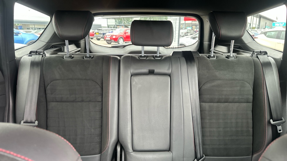 Ford Kuga 2.0 TDCi ST-Line 5dr 2WD Diesel Estate - Image 15