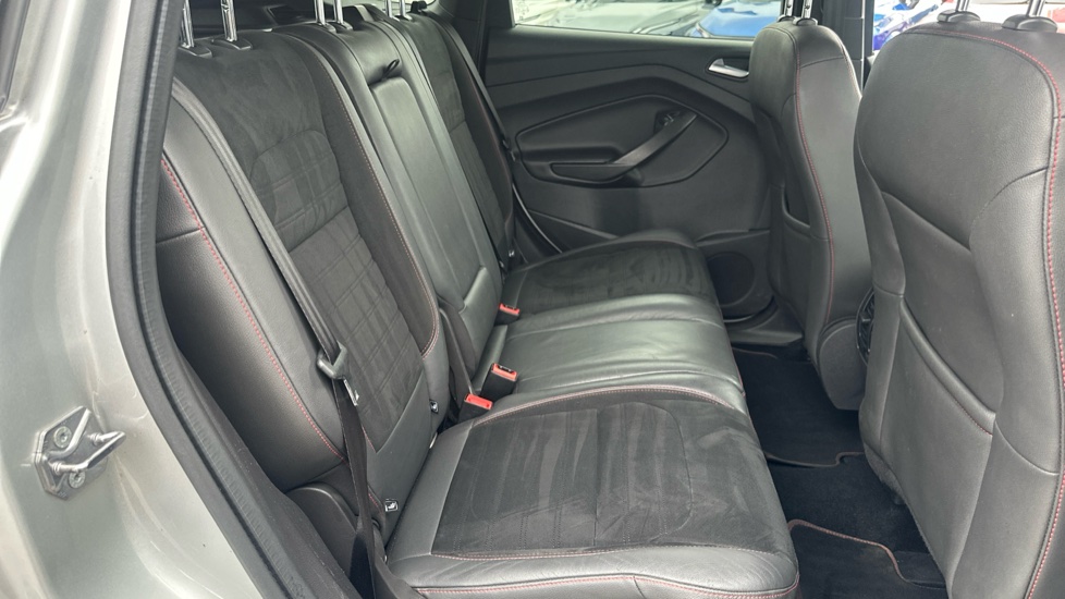 Ford Kuga 2.0 TDCi ST-Line 5dr 2WD Diesel Estate - Image 16