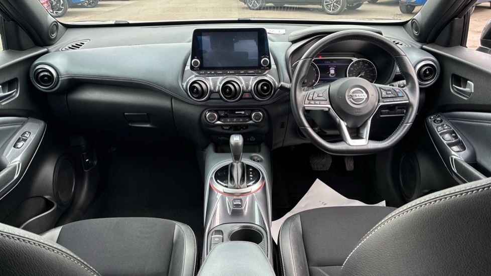 Nissan Juke 1.0 DiG-T Tekna 5dr DCT Petrol Hatchback - Image 10