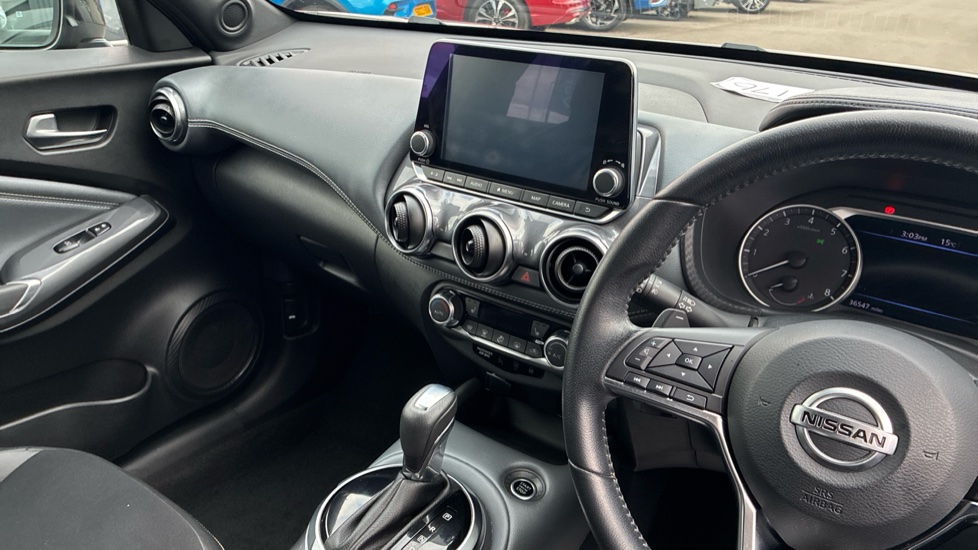 Nissan Juke 1.0 DiG-T Tekna 5dr DCT Petrol Hatchback - Image 14