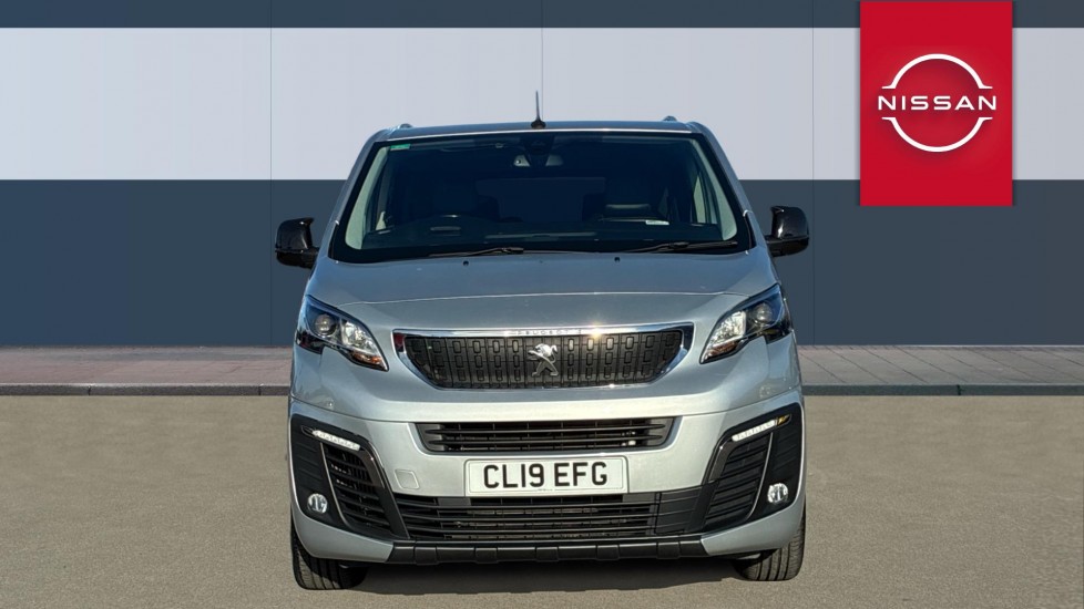 Peugeot Traveller 2.0 BlueHDi 150 Business VIP Standard 5dr Diesel Estate - Image 3