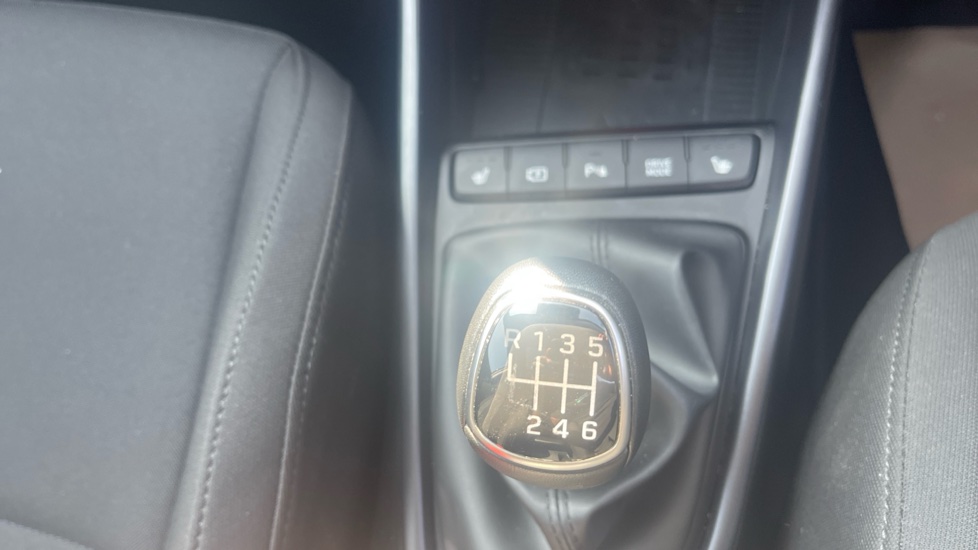 Hyundai i20 1.0T GDi Ultimate 5dr Petrol Hatchback - Image 13