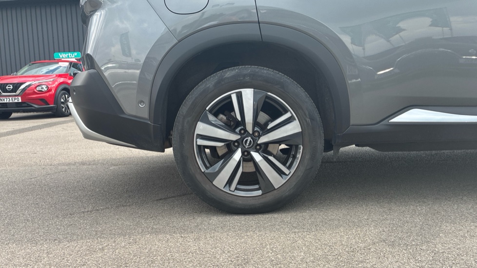 Nissan X-Trail 1.5 E-Power E-4orce 213 Tekna 5dr Auto Hybrid Station Wagon - Image 7