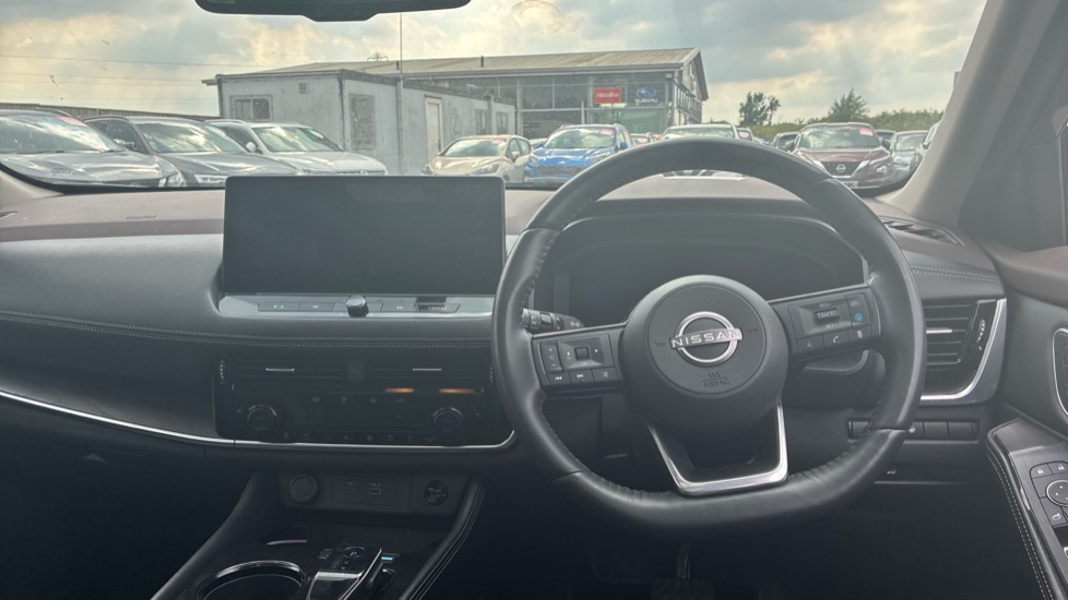 Nissan X-Trail 1.5 E-Power E-4orce 213 Tekna 5dr Auto Hybrid Station Wagon - Image 10