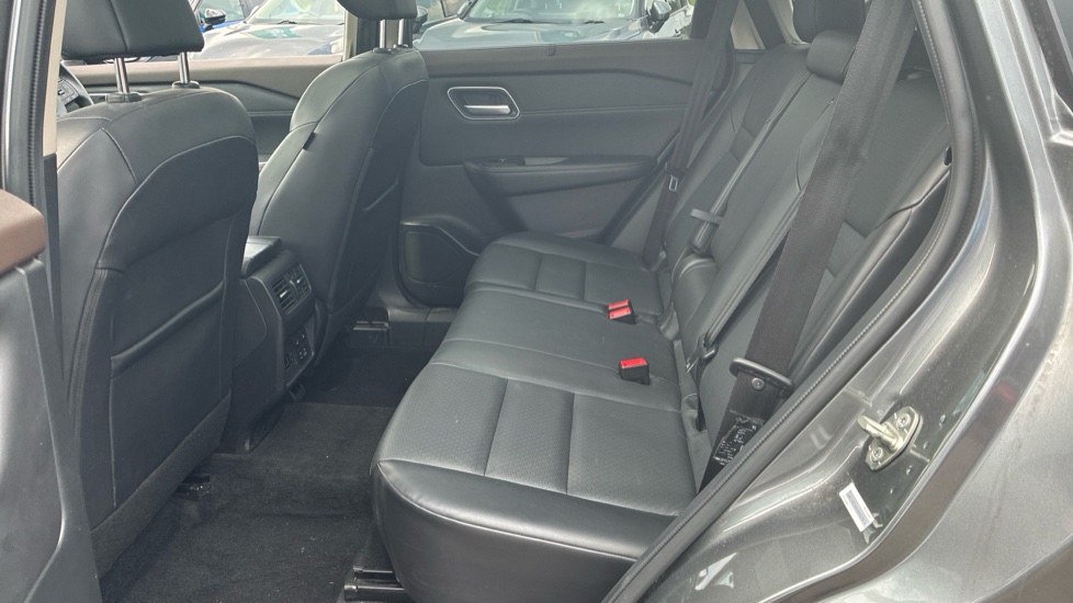 Nissan X-Trail 1.5 E-Power E-4orce 213 Tekna 5dr Auto Hybrid Station Wagon - Image 16