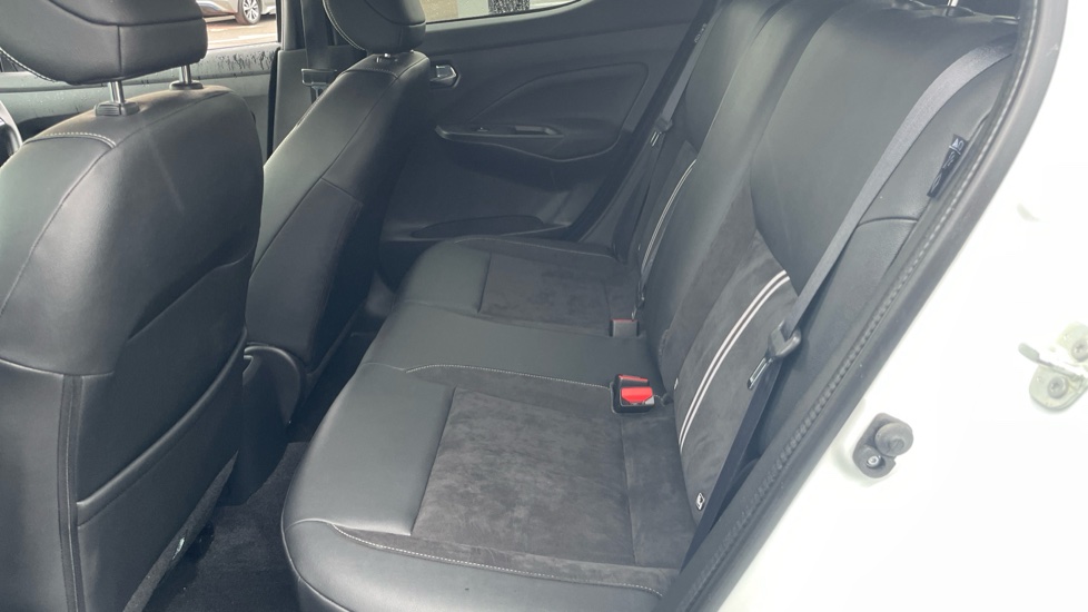 Nissan Micra 1.0 IG-T 92 N-Sport 5dr CVT Petrol Hatchback - Image 16