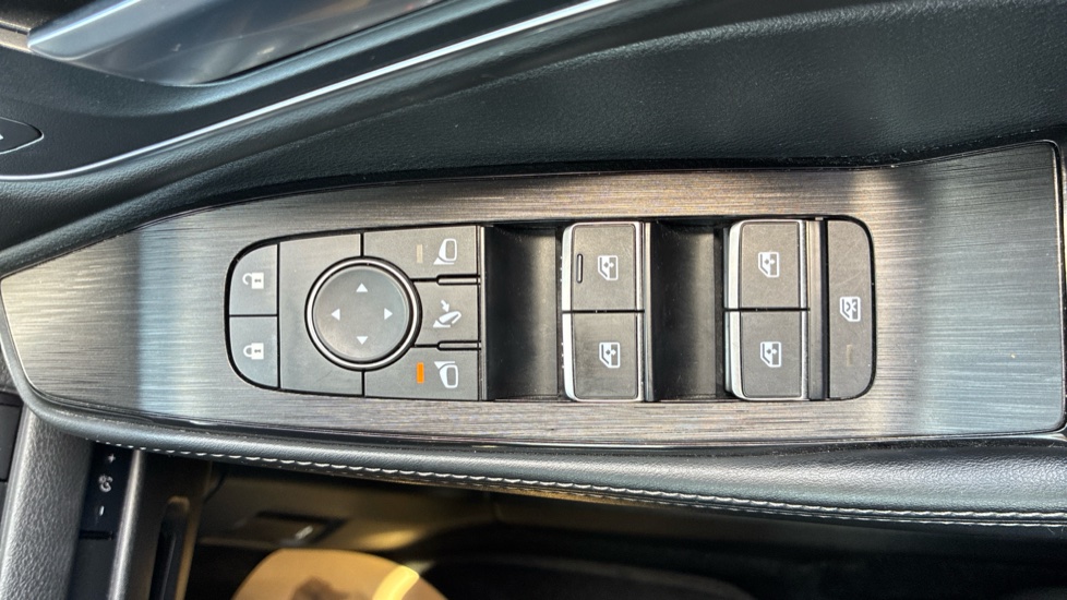 Nissan X-Trail 1.5 E-Power 204 Tekna 5dr Xtronic Hybrid Station Wagon - Image 25
