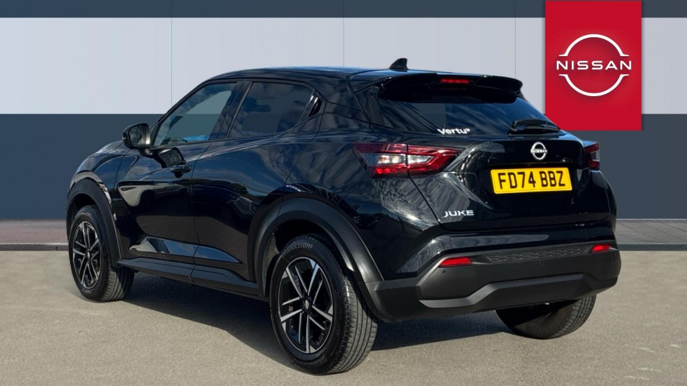 Nissan Juke 1.0 DiG-T N-Connecta 5dr DCT Petrol Hatchback - Image 2