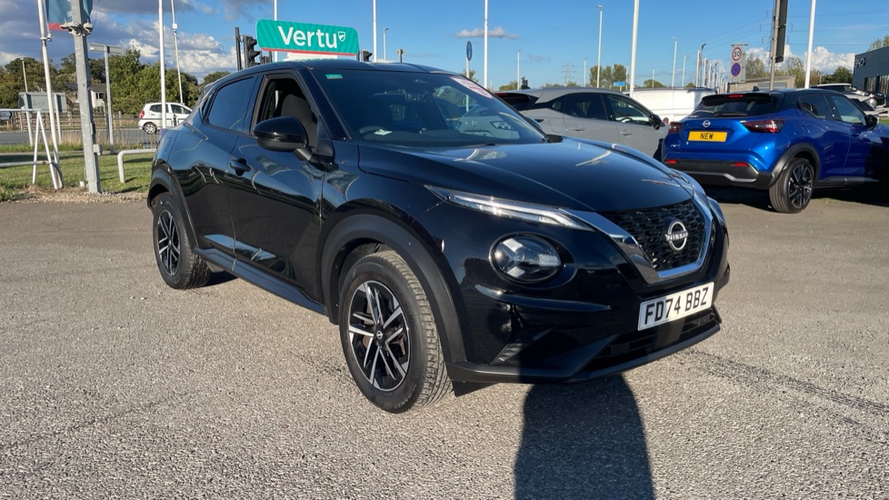 Nissan Juke 1.0 DiG-T N-Connecta 5dr DCT Petrol Hatchback - Image 25