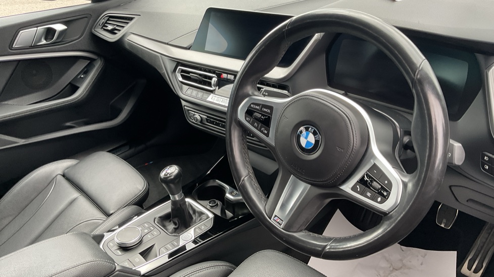 BMW 1 Series 118i [136] M Sport 5dr Petrol Hatchback - Image 11