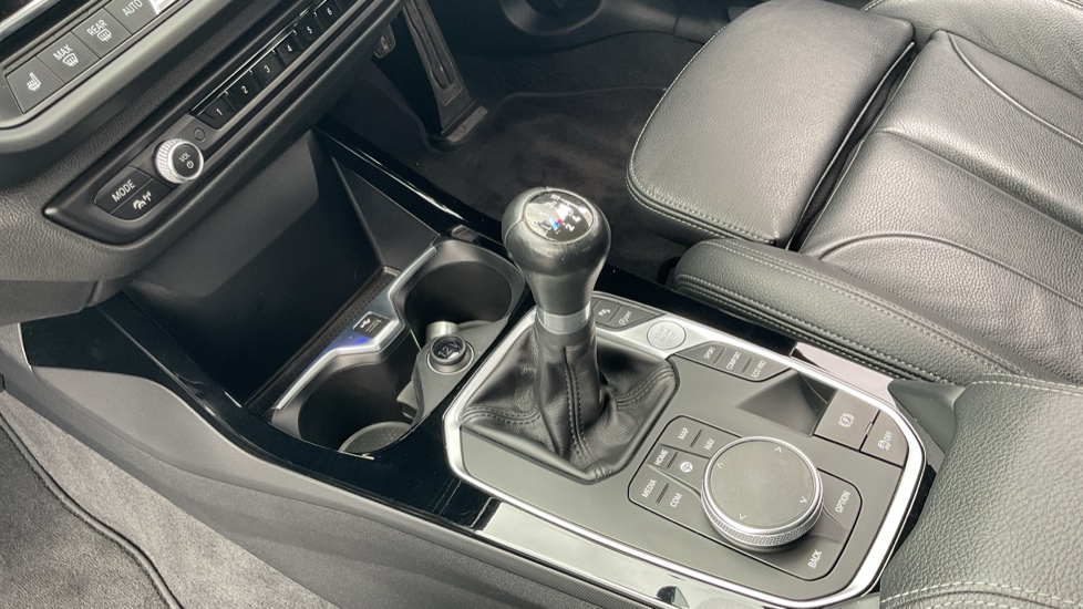 BMW 1 Series 118i [136] M Sport 5dr Petrol Hatchback - Image 13