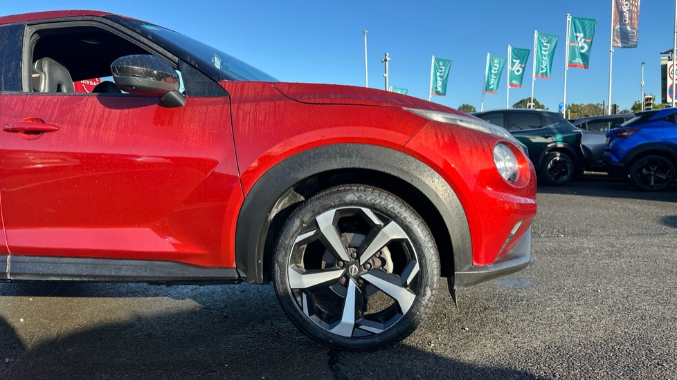Nissan Juke 1.0 DiG-T 114 Tekna 5dr Petrol Hatchback - Image 7