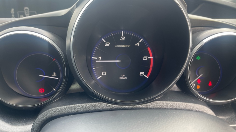 Honda Civic 1.6 i-DTEC SR 5dr Diesel Hatchback - Image 18