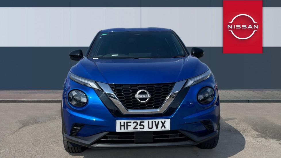 Nissan Juke 1.0 DiG-T N-Connecta 5dr DCT Petrol Hatchback - Image 3