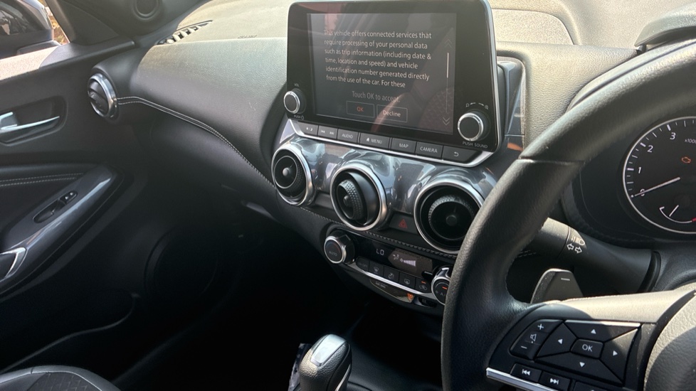 Nissan Juke 1.0 DiG-T 114 N-Connecta 5dr DCT Petrol Hatchback - Image 14