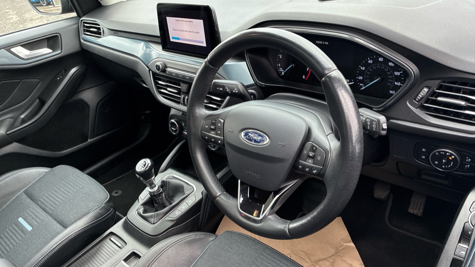 Ford Focus 1.0 EcoBoost 125 Active X 5dr Petrol Hatchback - Image 11