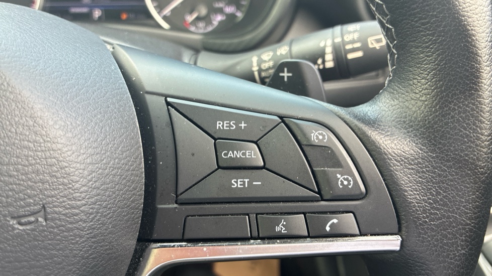 Nissan Juke 1.0 DiG-T 114 N-Connecta 5dr DCT Petrol Hatchback - Image 22