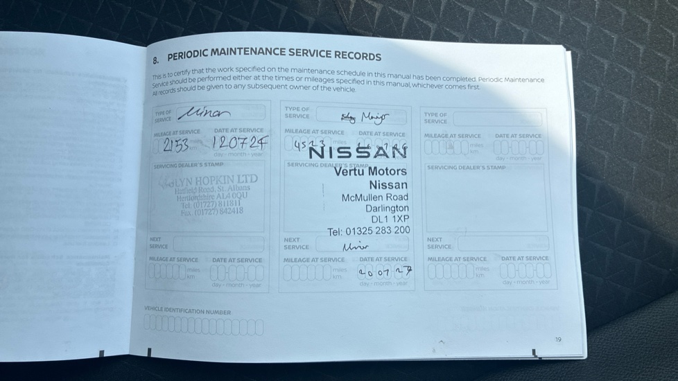 Nissan Juke 1.0 DiG-T 114 N-Connecta 5dr DCT Petrol Hatchback - Image 23