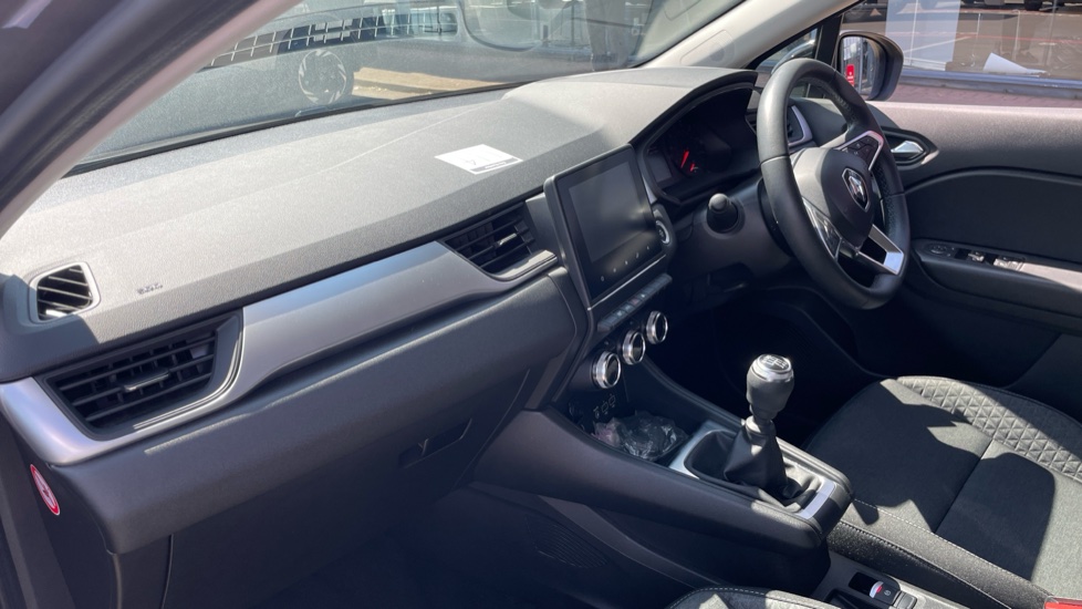 Renault Captur 1.0 TCE 90 Evolution 5dr Petrol Hatchback - Image 9