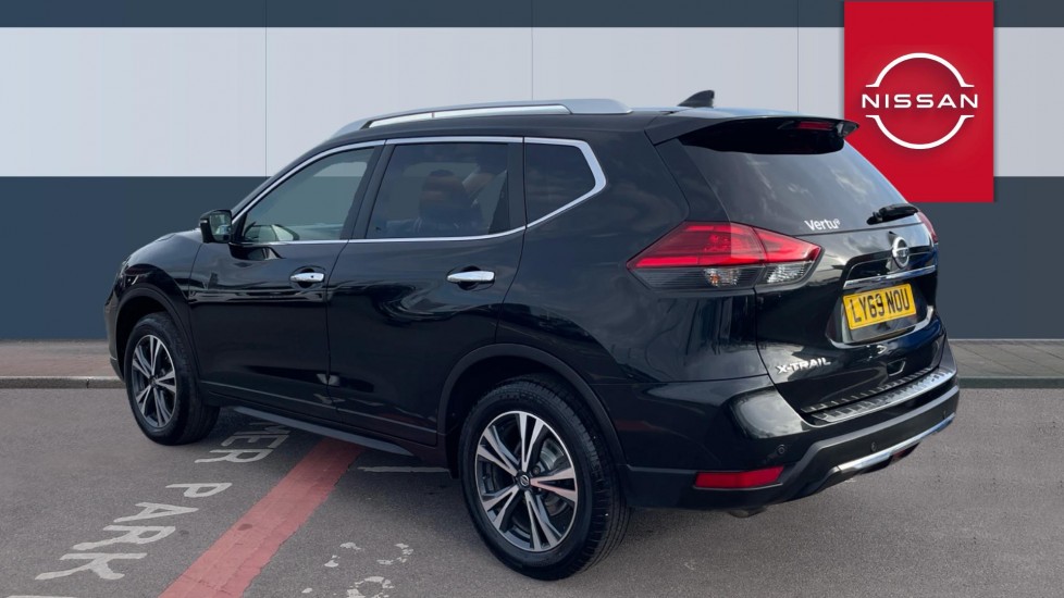Nissan X-Trail 1.3 DiG-T N-Connecta 5dr DCT Petrol Station Wagon - Image 2