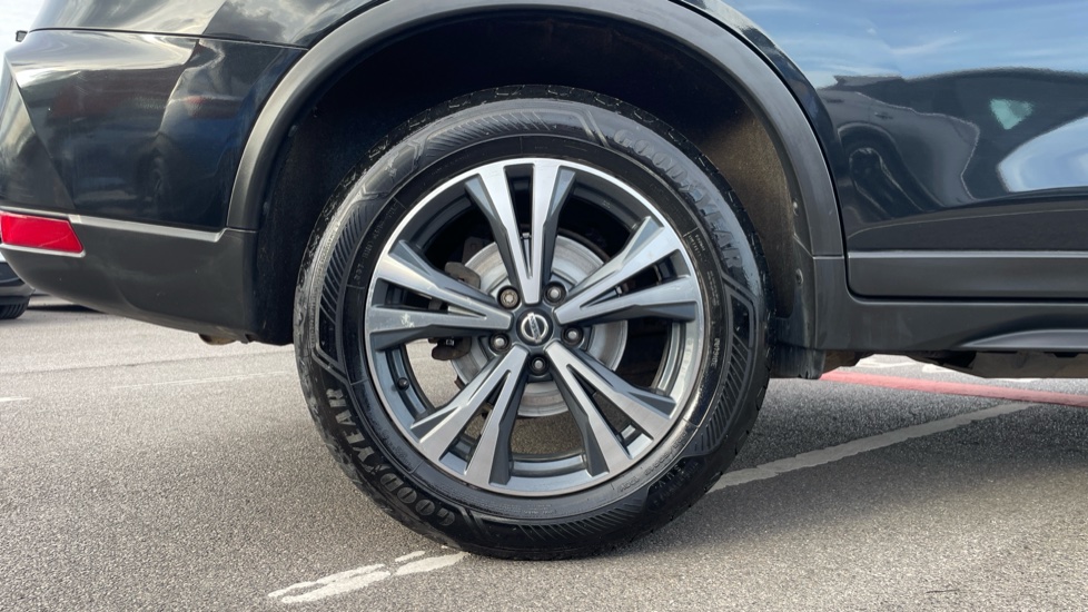 Nissan X-Trail 1.3 DiG-T N-Connecta 5dr DCT Petrol Station Wagon - Image 7