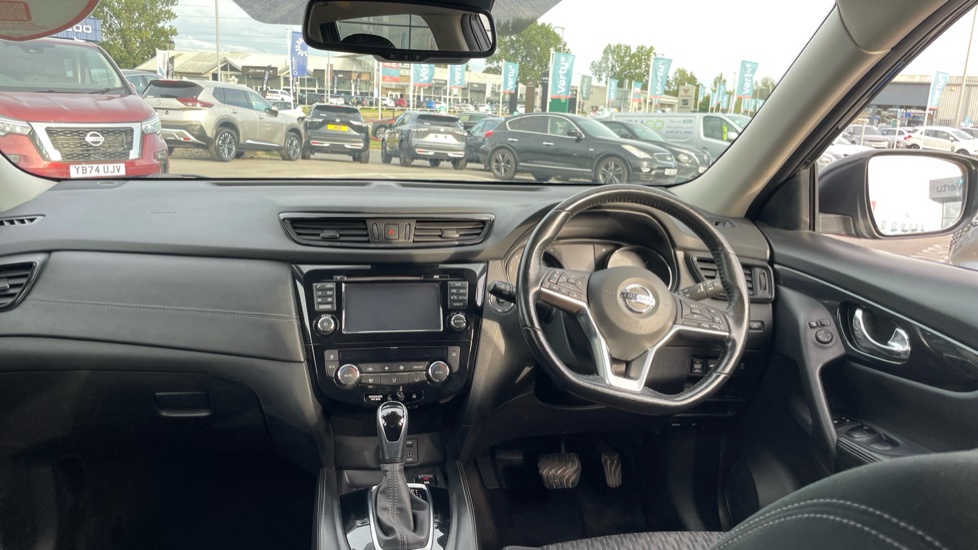 Nissan X-Trail 1.3 DiG-T N-Connecta 5dr DCT Petrol Station Wagon - Image 10
