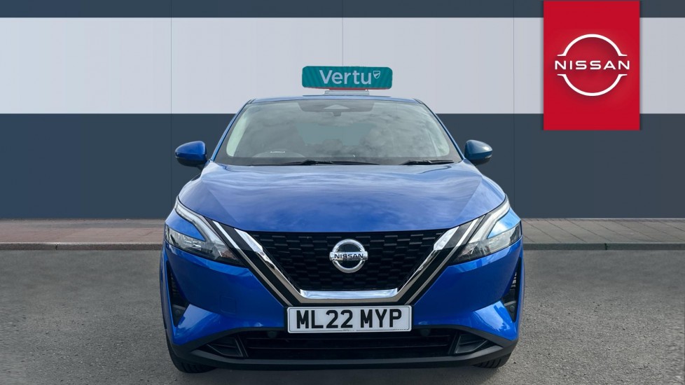 Nissan Qashqai 1.3 DiG-T MH 158 Acenta Premium 5dr Xtronic Petrol Hatchback - Image 3