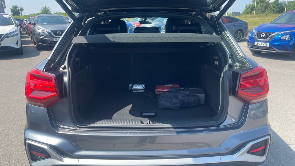 Audi Q2 35 TFSI S Line 5dr S Tronic Petrol Estate - Image 4