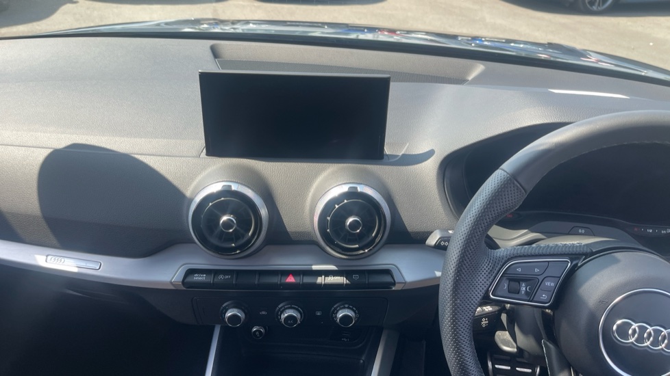 Audi Q2 35 TFSI S Line 5dr S Tronic Petrol Estate - Image 8