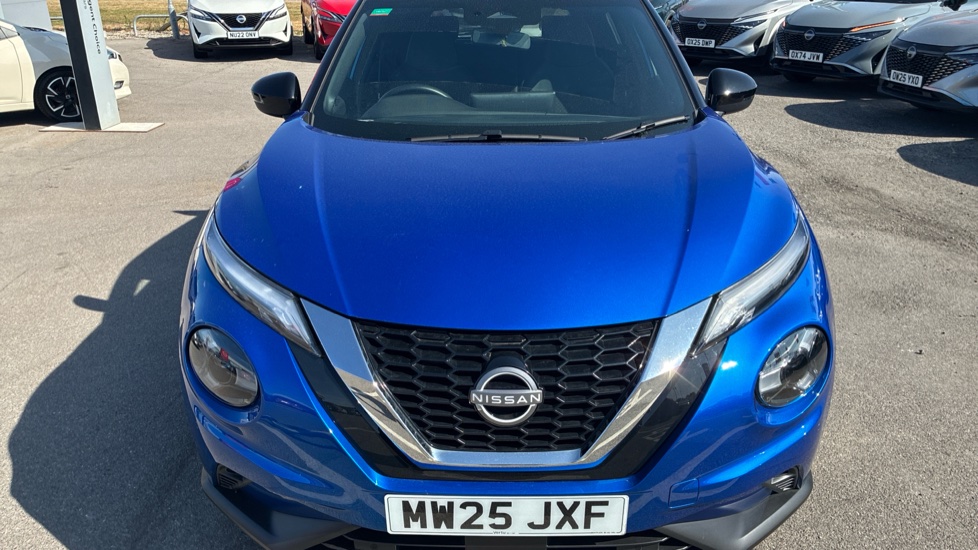 Nissan Juke 1.0 DiG-T N-Connecta 5dr DCT Petrol Hatchback - Image 8