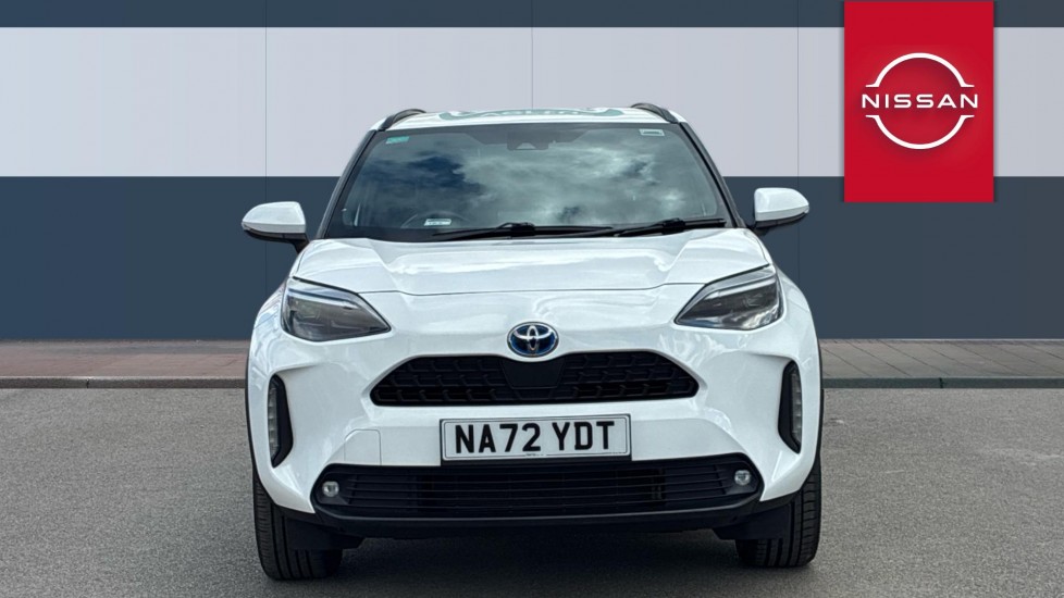 Toyota Yaris Cross 1.5 Hybrid Design 5dr CVT Hybrid Estate - Image 3