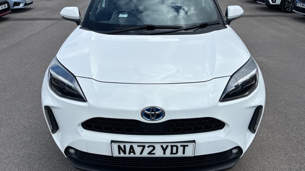 Toyota Yaris Cross 1.5 Hybrid Design 5dr CVT Hybrid Estate - Image 8