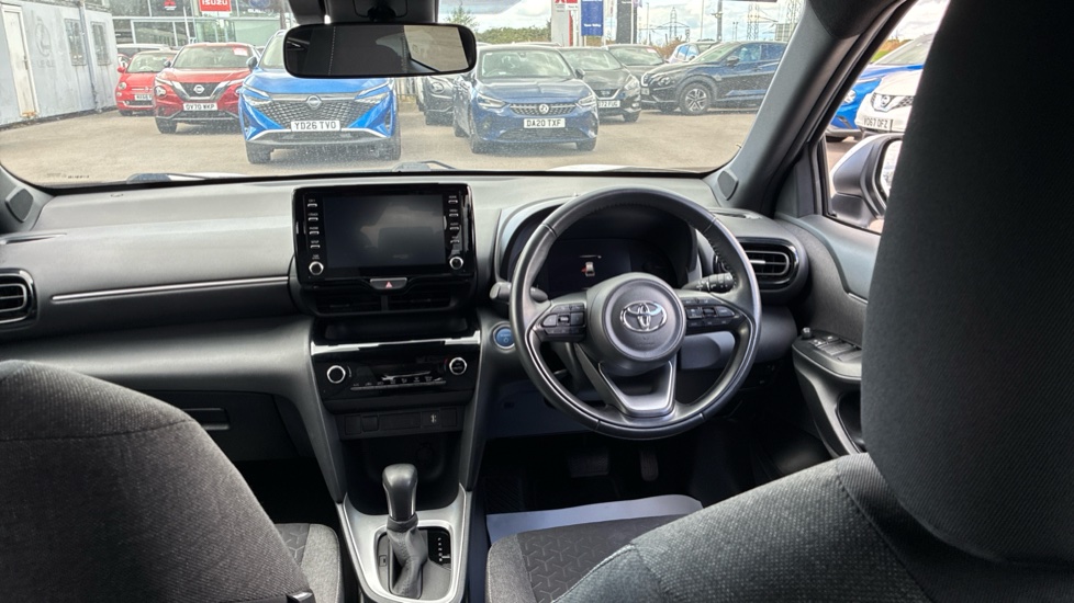 Toyota Yaris Cross 1.5 Hybrid Design 5dr CVT Hybrid Estate - Image 10