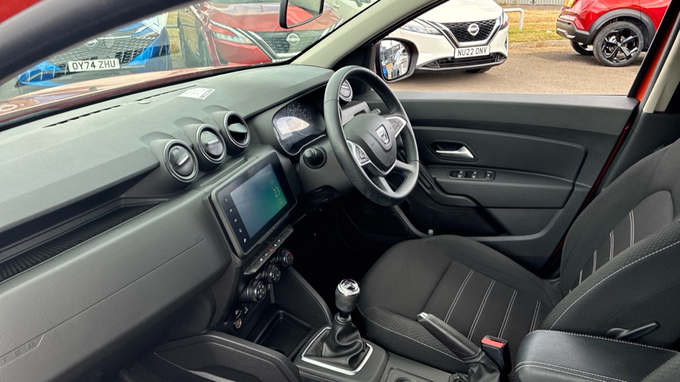 Dacia Duster 1.0 TCe 90 Comfort 5dr Petrol Estate - Image 9