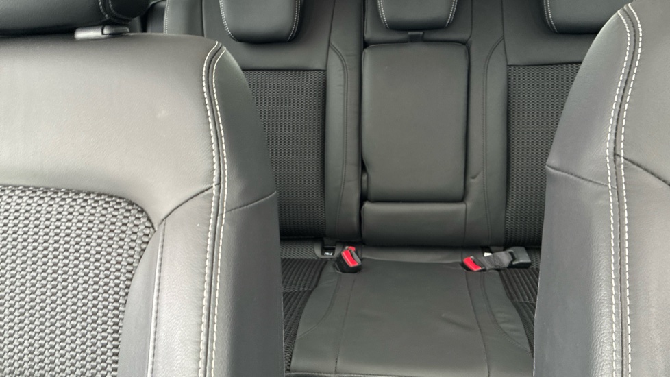 Suzuki S-Cross 1.4 Boosterjet 48V Hybrid Ultra ALLGRIP 5dr Petrol Hatchback - Image 15