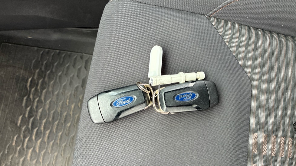 Ford KA+ 1.2 85 Active 5dr Petrol Hatchback - Image 20