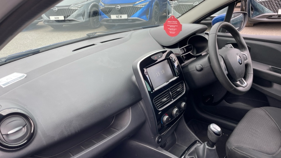 Renault Clio 0.9 TCE 90 Iconic 5dr Petrol Hatchback - Image 9